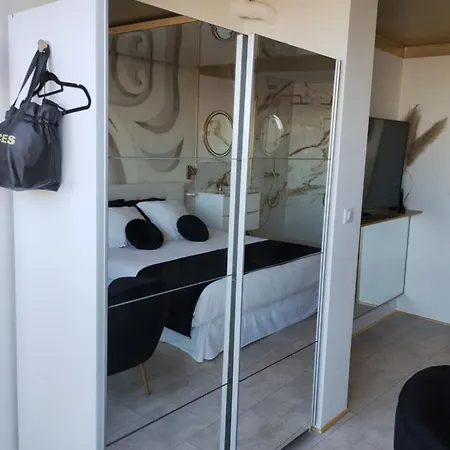 Meduse - Heliopolis C 29 - Luxe -by Agn 2 Personnes Lägenhet *