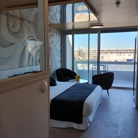 Meduse - Heliopolis C 29 - Luxe -by Agn 2 Personnes