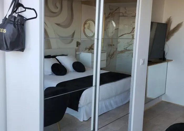 MEDUSE - Studio Héliopolis C 29 - Luxe - 2 personnes Apartamento *